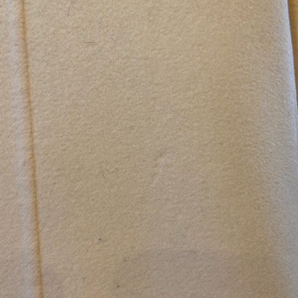 - Authentic Celine coat size large cream - Picture 13 of 13